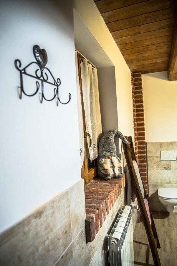 Cascina Lunguria Villa Francavilla Bisio ภายนอก รูปภาพ