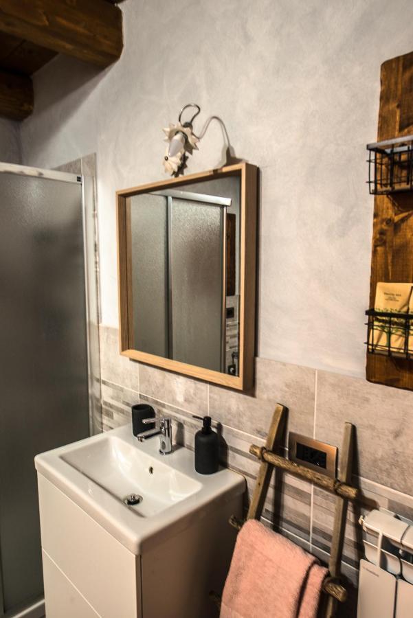 Cascina Lunguria Villa Francavilla Bisio ภายนอก รูปภาพ